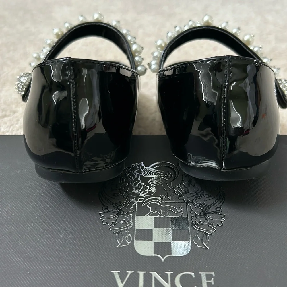 Vince Camuto good overall